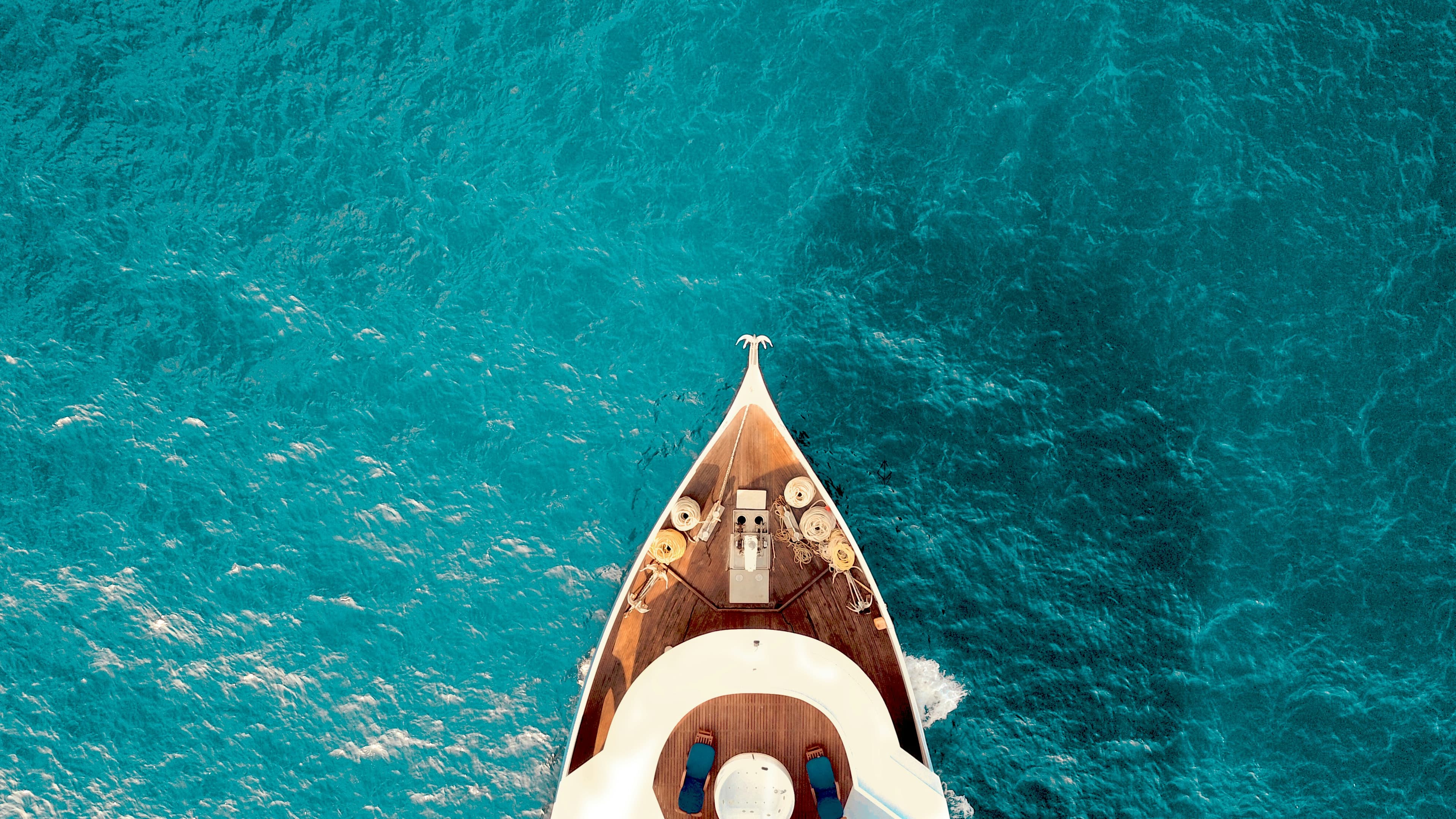 Travel together. 20–25 of you.